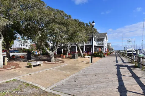 121 Turner Street Beaufort NC 28516