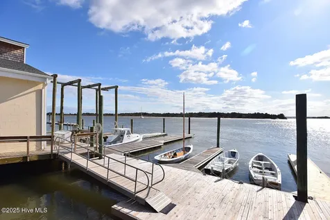 121 Turner Street Beaufort NC 28516