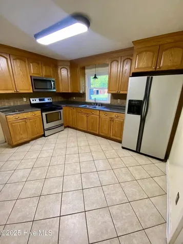 21140 Airbase Road Wagram NC 28396