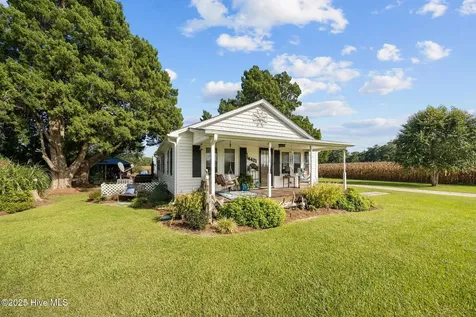 5624 Archbell Road Bath NC 27808