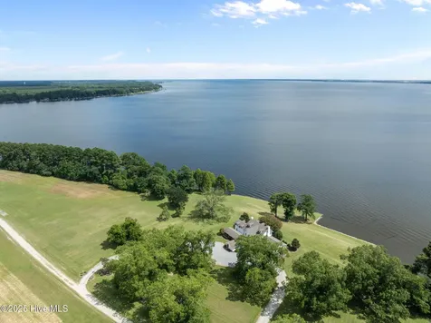 5624 Archbell Road Bath NC 27808