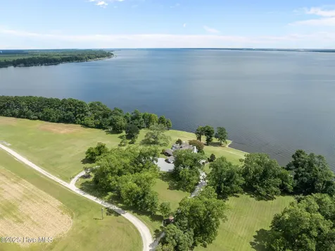 5624 Archbell Road Bath NC 27808