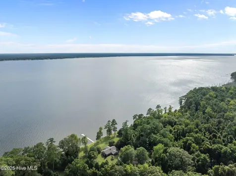 5624 Archbell Road Bath NC 27808