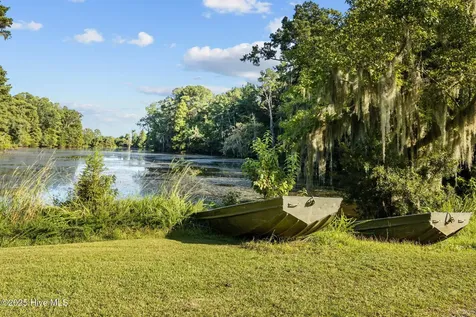 5624 Archbell Road Bath NC 27808