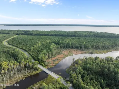 5624 Archbell Road Bath NC 27808