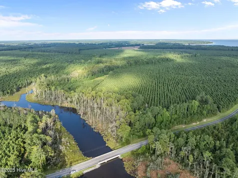 5624 Archbell Road Bath NC 27808