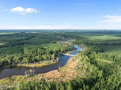 5624 Archbell Road Bath NC 27808