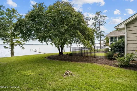 5624 Archbell Road Bath NC 27808