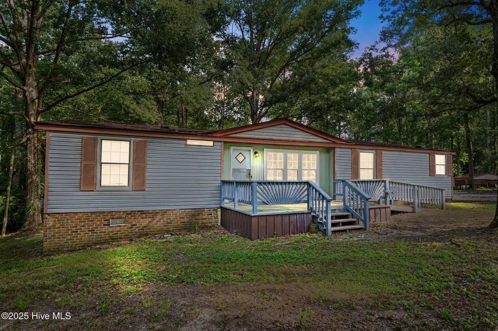 254 Warwick Drive Pinetops NC 27864