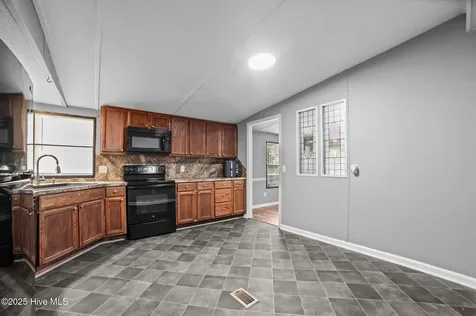254 Warwick Drive Pinetops NC 27864
