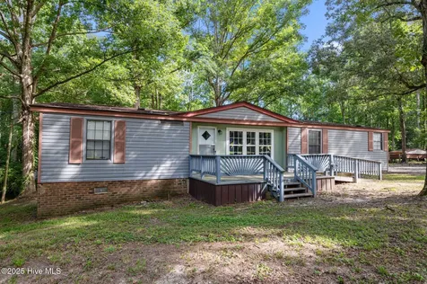 254 Warwick Drive Pinetops NC 27864