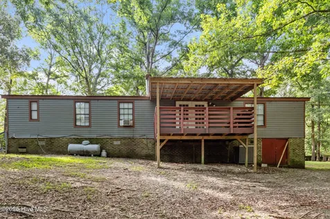 254 Warwick Drive Pinetops NC 27864