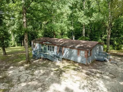 254 Warwick Drive Pinetops NC 27864