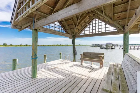 291 Live Oak Road Newport NC 28570