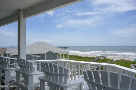 876 Villas Drive North Topsail Beach NC 28460