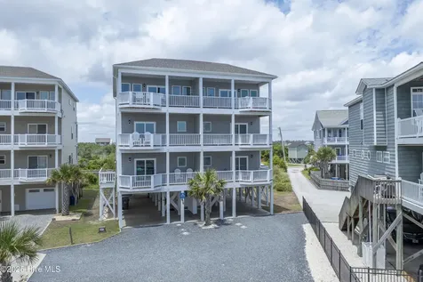 876 Villas Drive North Topsail Beach NC 28460