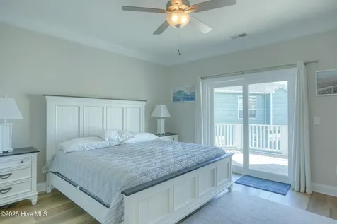 878 Villas Drive North Topsail Beach NC 28460