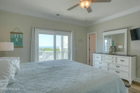 878 Villas Drive North Topsail Beach NC 28460