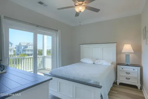 878 Villas Drive North Topsail Beach NC 28460