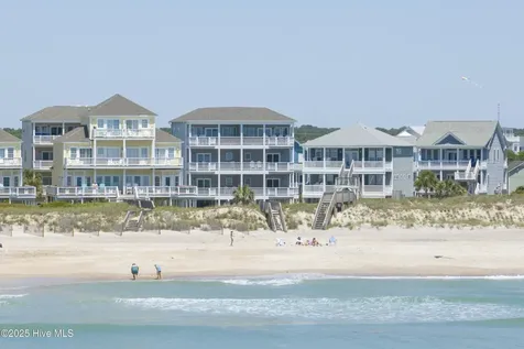 878 Villas Drive North Topsail Beach NC 28460