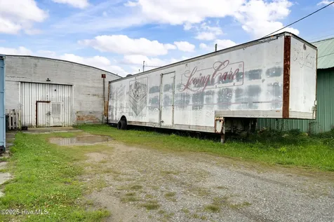 122 W College Street Warsaw NC 28398