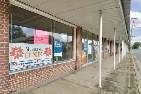 122 W College Street Warsaw NC 28398