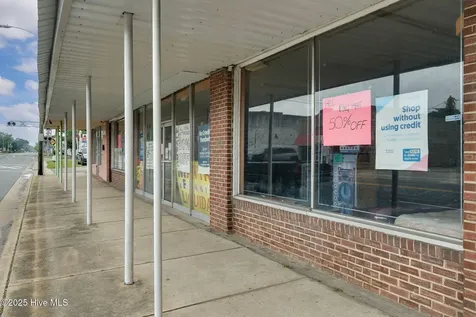 122 W College Street Warsaw NC 28398