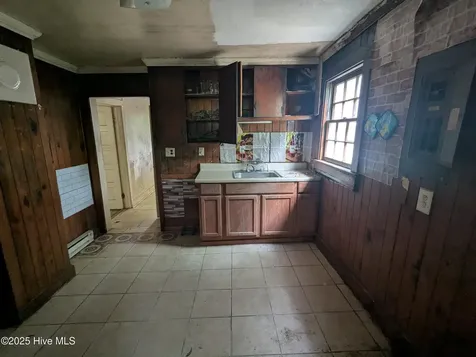 207 Bruton Street W Wilson NC 27893