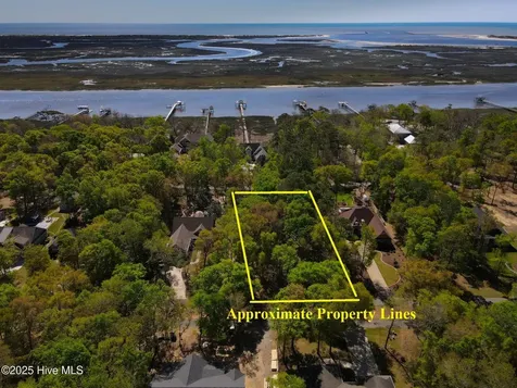 9123 Ocean Harbour Golf Club Road Calabash NC 28467
