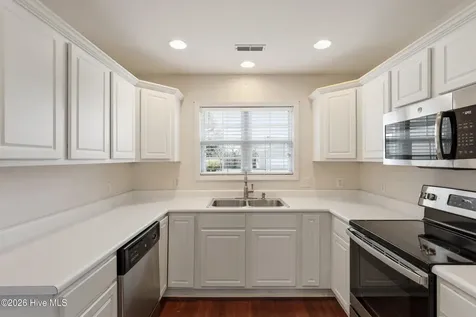 505 Sandcastle Court Wilmington NC 28405