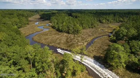 494 W Burton Farm Drive Minnesott Beach NC 28510