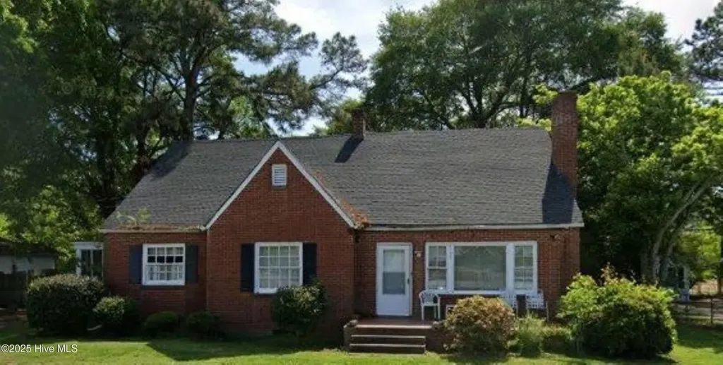 6754 E Main Street Saratoga NC 27873