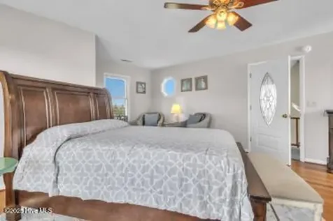6707 Kings Lynn Drive Oak Island NC 28465
