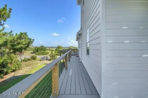 6707 Kings Lynn Drive Oak Island NC 28465
