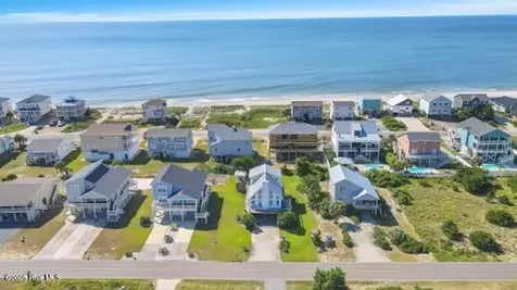 6707 Kings Lynn Drive Oak Island NC 28465