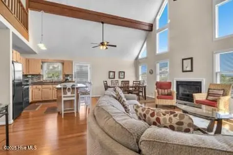6707 Kings Lynn Drive Oak Island NC 28465
