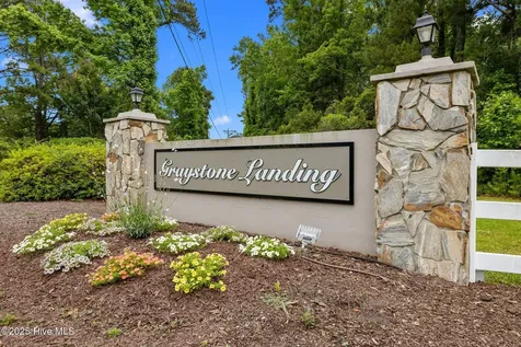 210 Winding Woods Way Beaufort NC 28516