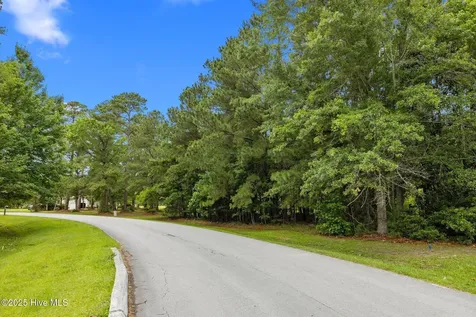 210 Winding Woods Way Beaufort NC 28516