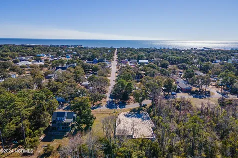 208 Elizabeth Drive Oak Island NC 28465