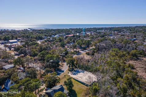 208 Elizabeth Drive Oak Island NC 28465