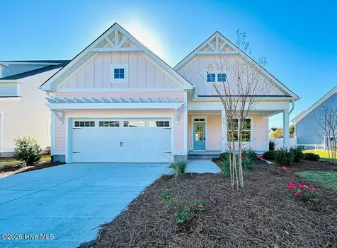 102 Whispering Pine Lane Holly Ridge NC 28445