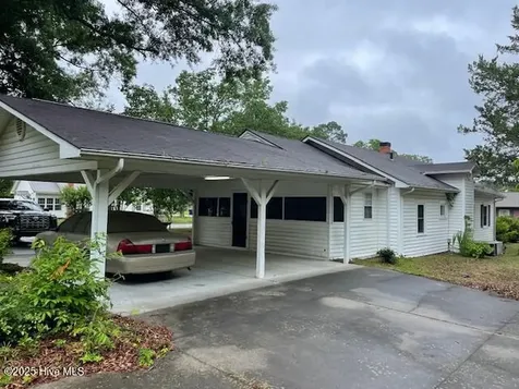 302 Lower Street Elizabethtown NC 28337