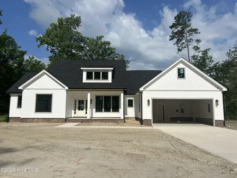 2430 Starling Lane New Bern NC 28562