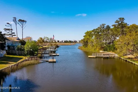 106 SW 24th Street Oak Island NC 28465