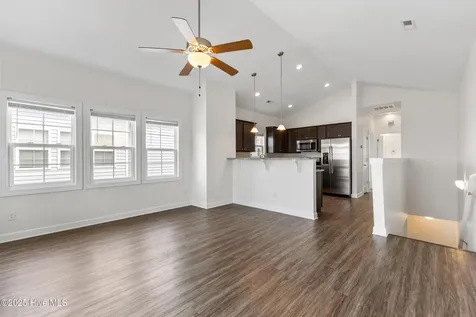208A Bridgeview Court Surf City NC 28445