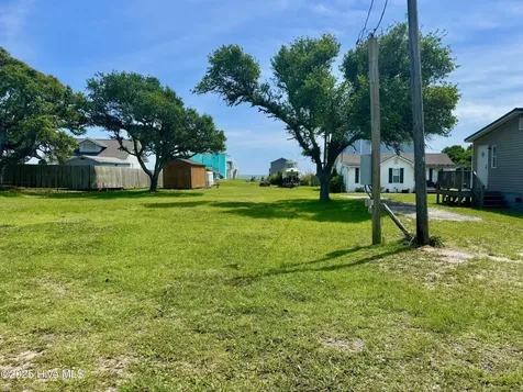 976 Island Road Harkers Island NC 28531
