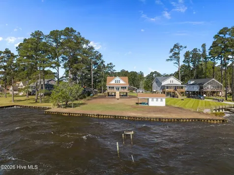 123 Pungo View Road Belhaven NC 27810
