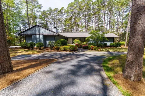 185 Ponte Vedra Drive Pinehurst NC 28374