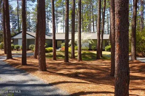185 Ponte Vedra Drive Pinehurst NC 28374