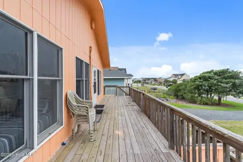210 W Beach Drive Oak Island NC 28465